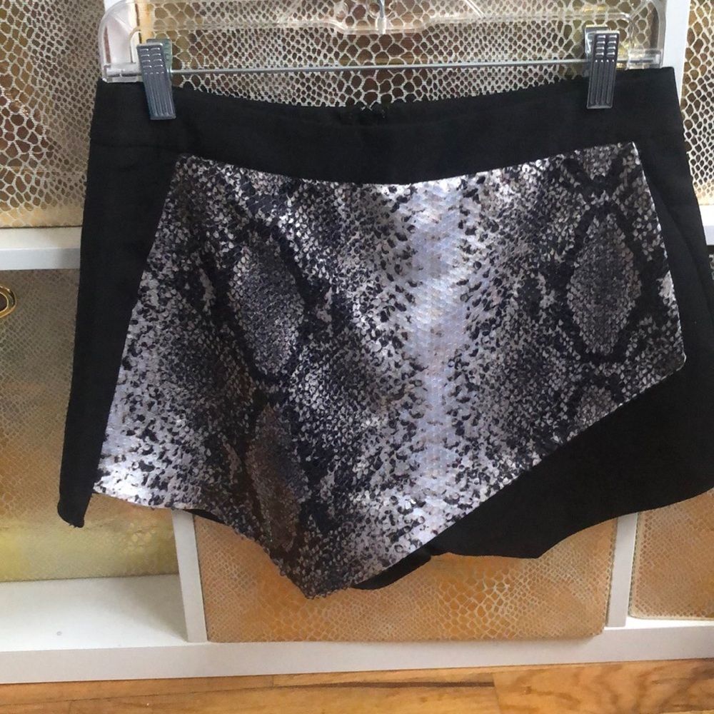 Mustard Seed snakeskin sequin envelope mini skort